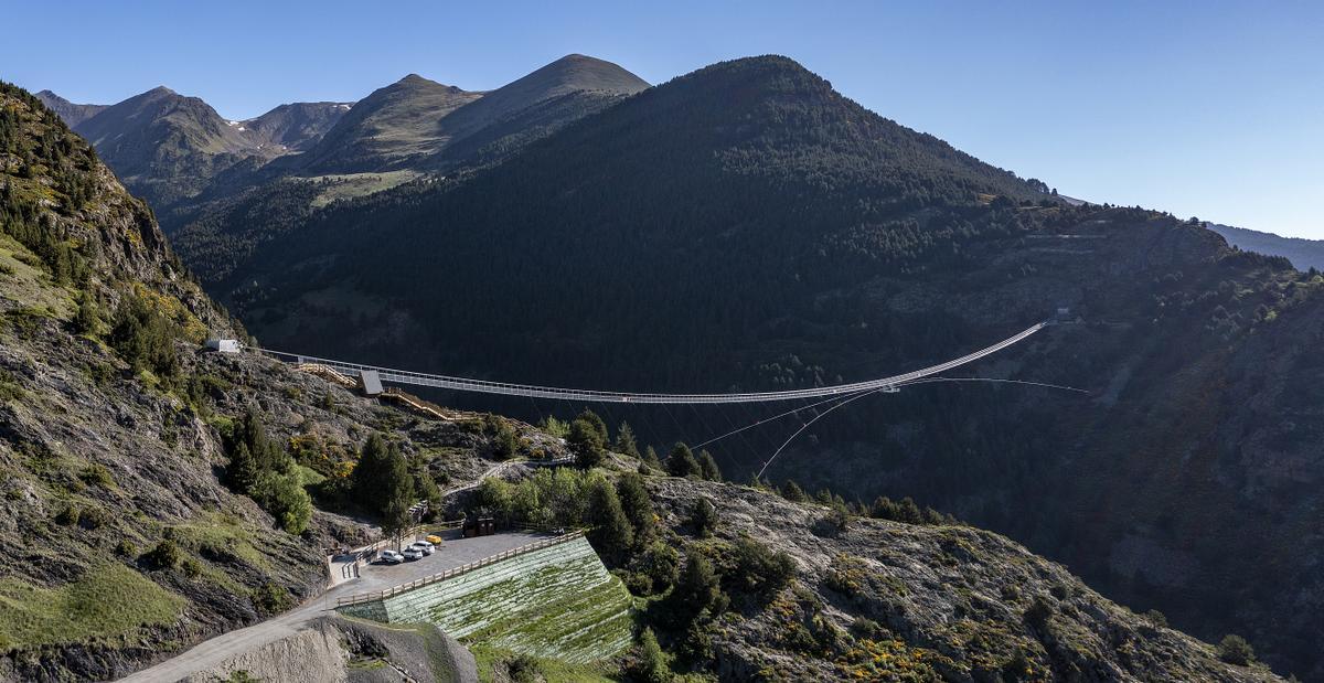 Andorra estrena el Puente Tibetano de Canillo