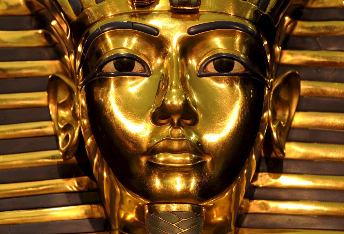 Detalle de la máscara de Tutankamón.