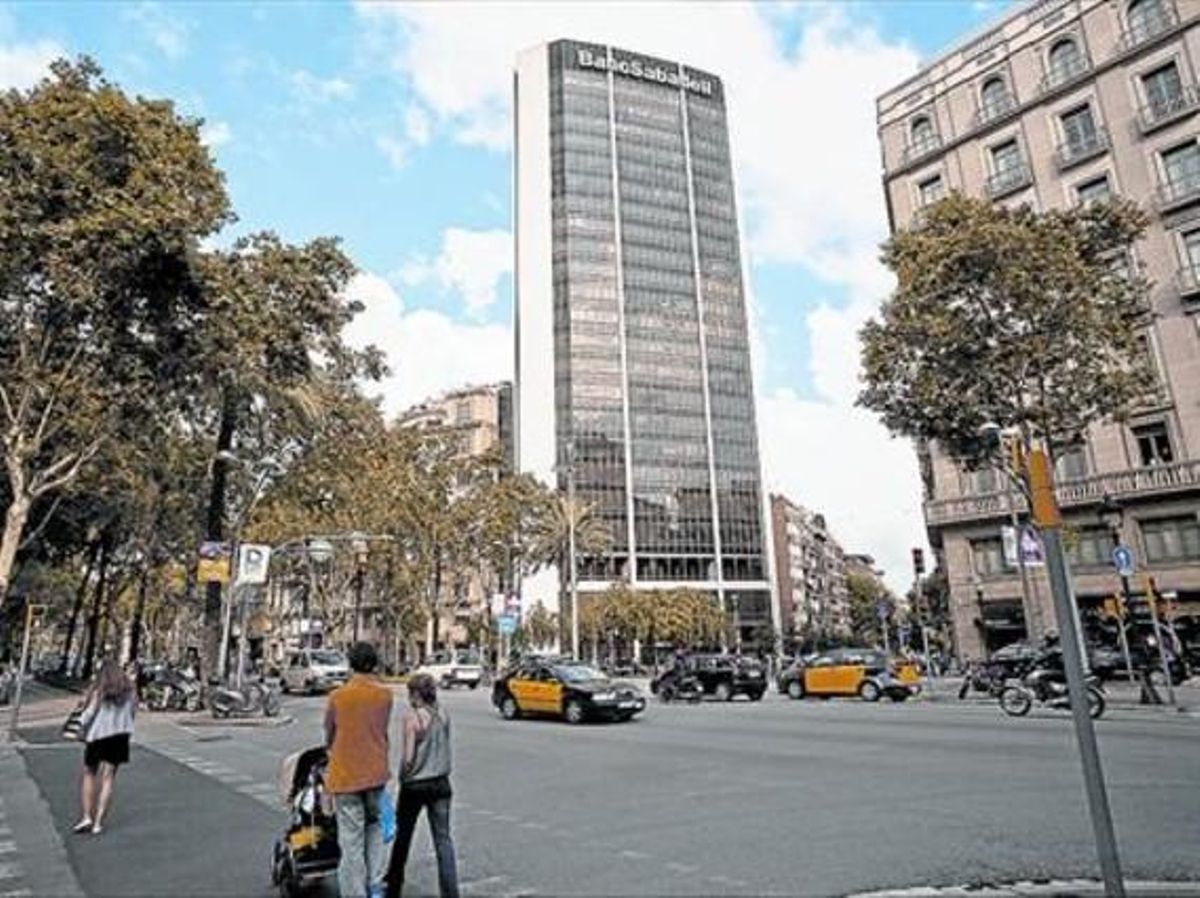 La sede central de Banc Sabadell en Barcelona. La sede central de Banc Sabadell en Barcelona.