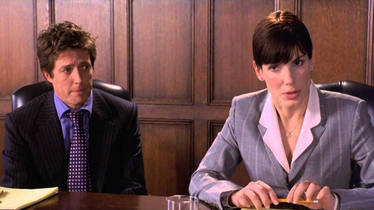 Hugh Grant y Sandra Bullock en una escena de ’Amor con preaviso’.