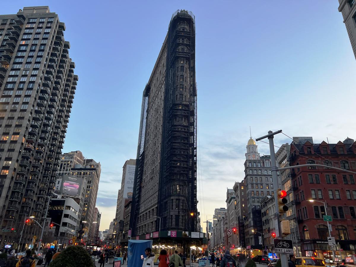 Fotografía de archivo del edificio Flatiron situado en el centro de Manhattan, en Nueva York (EE.UU.). EFE/Sarah Yáñez-Richards