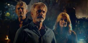 Jeff Goldblum, Sam Neill y Laura Dern, en una imagen de ’Jurassic World: Dominion’