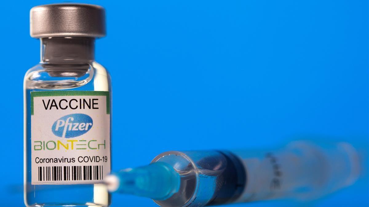 Vacuna Pfizer covid: efectos secundarios, dosis, efectividad y de dónde es