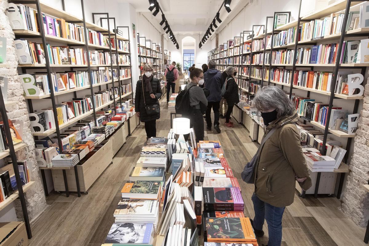 Interior de la librería Byron de Barcelona. Interior de la librería Byron de Barcelona.