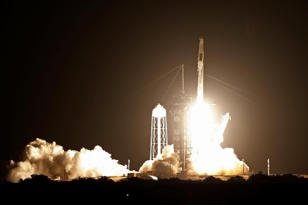 Lanzamiento de la misión Crew-2 de Space X y la NASA, este viernes desde Florida. Lanzamiento de la misión Crew-2 de Space X y la NASA, este viernes desde Florida.