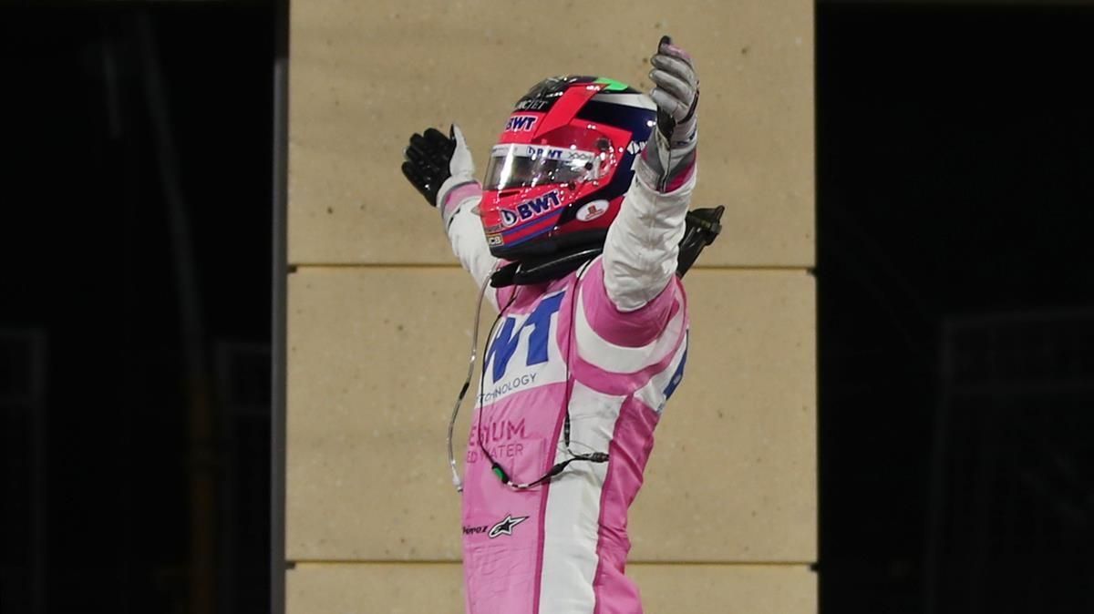 Sergio Pérez celebra su victoria en Sakhir. Sergio Pérez celebra su victoria en Sakhir.