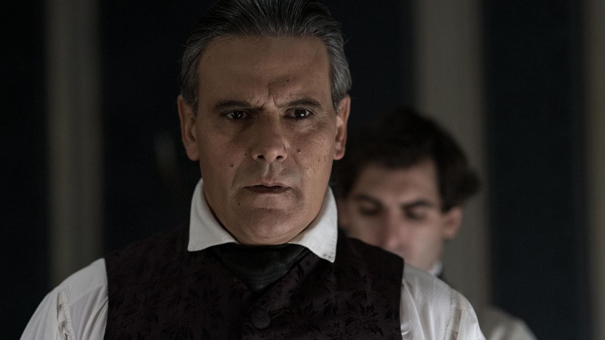 'La cocinera de Castamar' en Antena 3: Diego le pide matrimonio a Amelia tras despertarse con ella 'La cocinera de Castamar' en Antena 3: Diego le pide matrimonio a Amelia tras despertarse con ella