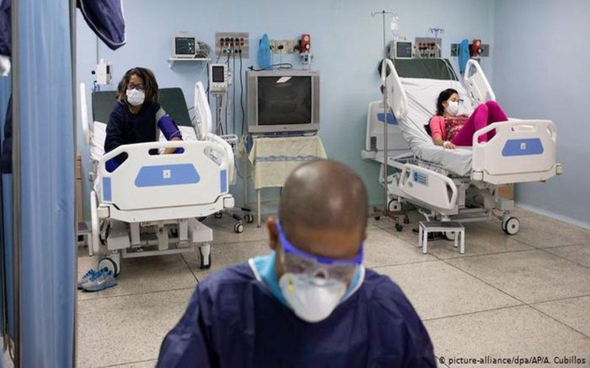 Venezuela acondiciona un polideportivo como hospital para COVID-19
