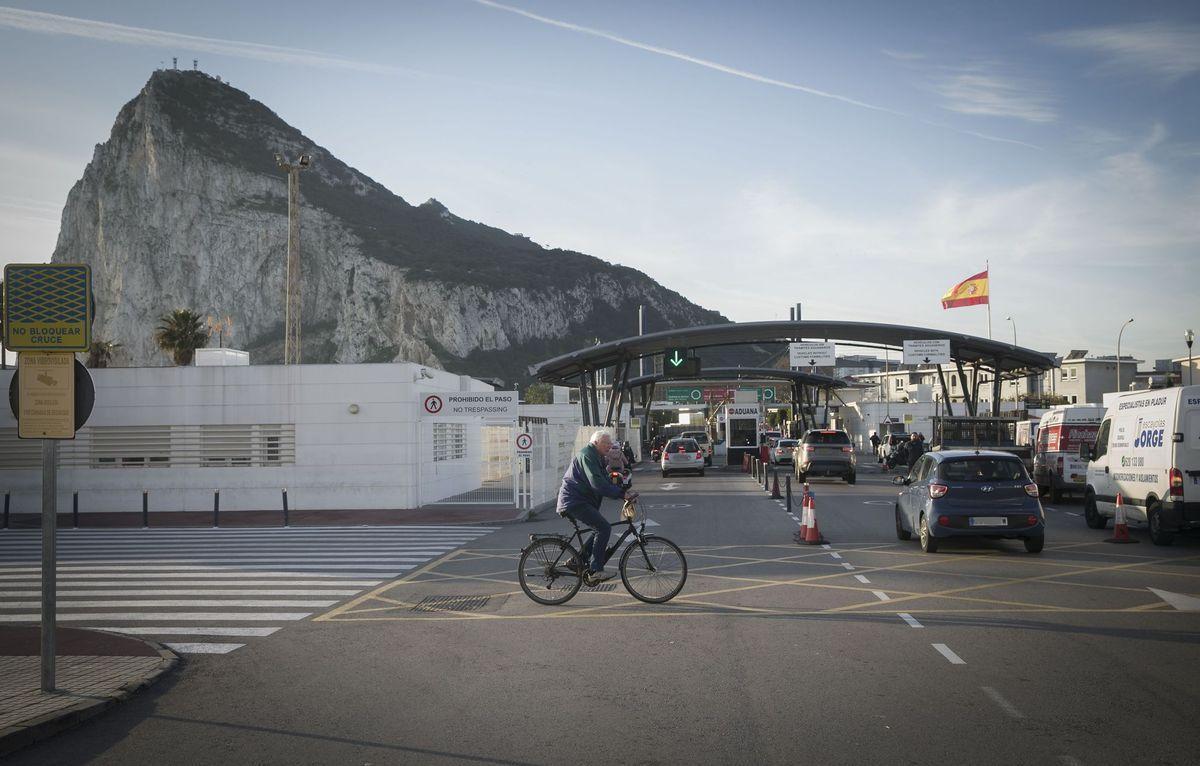 La dimissió «en diferit» de Boris Johnson deixa en suspens la negociació sobre Gibraltar