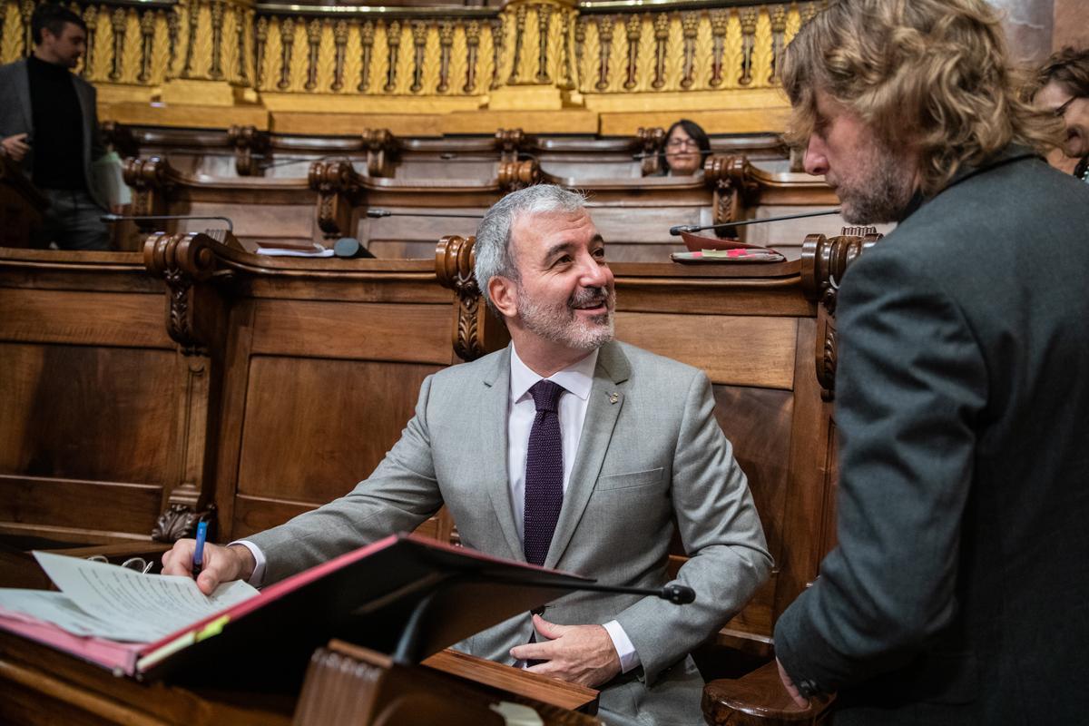 El líder del PSC en Barcelona, Jaume Collboni, en un reciente pleno del ayuntamiento.