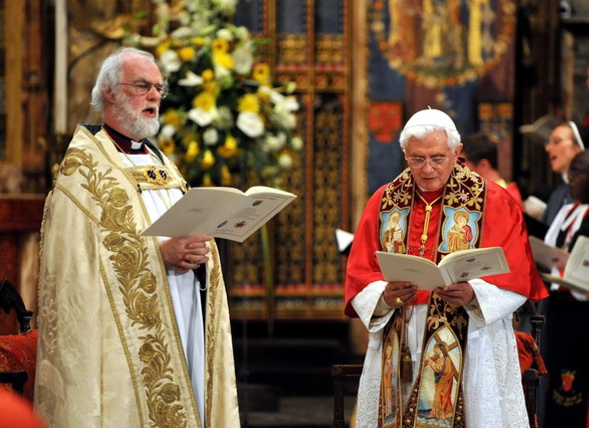 El arzobispo de Canterbury, Rowan Williams, junto al papa Benedicto XVI en la reciente visita de éste último a Londres.