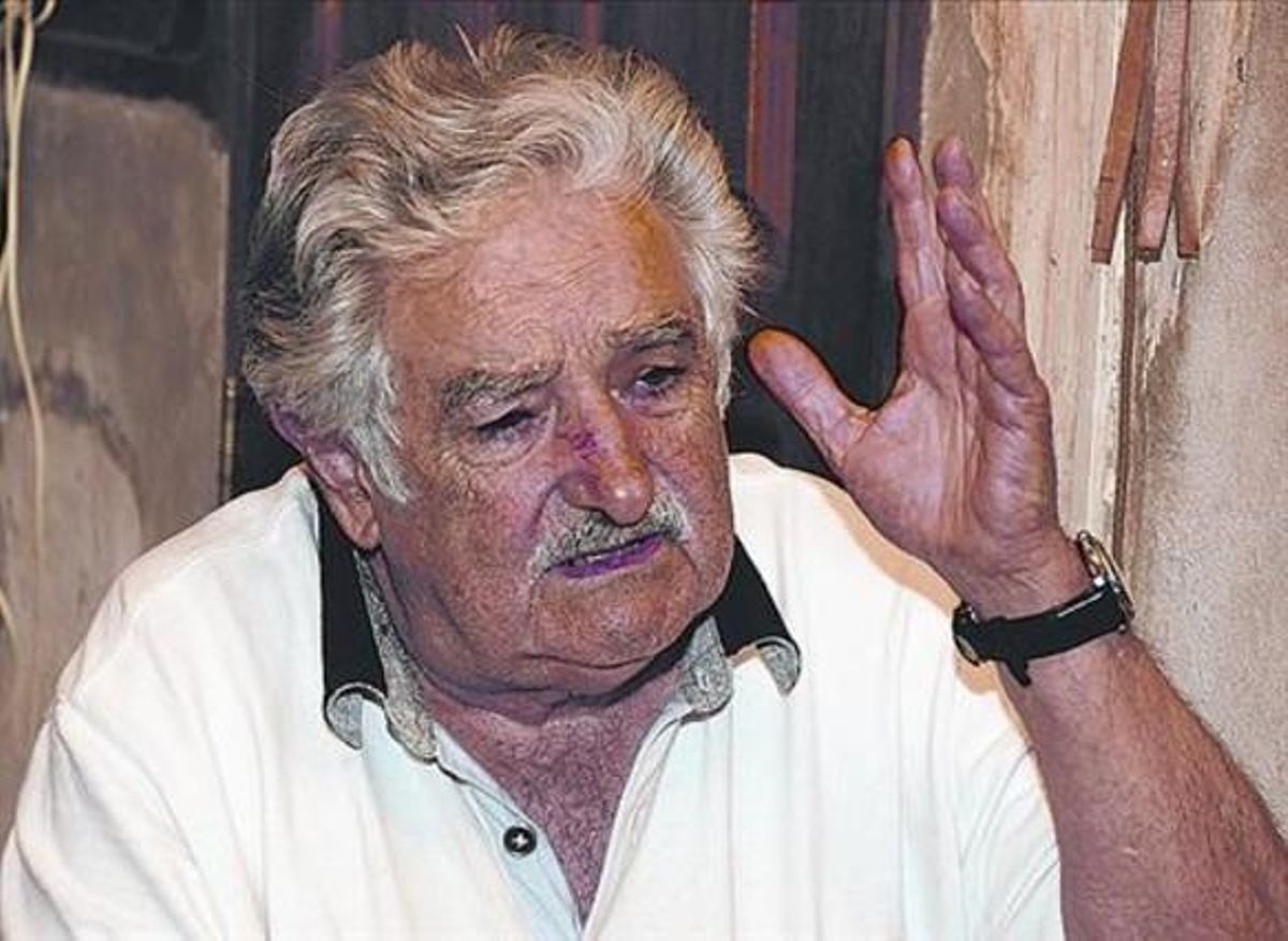 José Mujica, durante la entrevista en su casa con ’Más Periódico’. José Mujica, durante la entrevista en su casa con ’Más Periódico’.