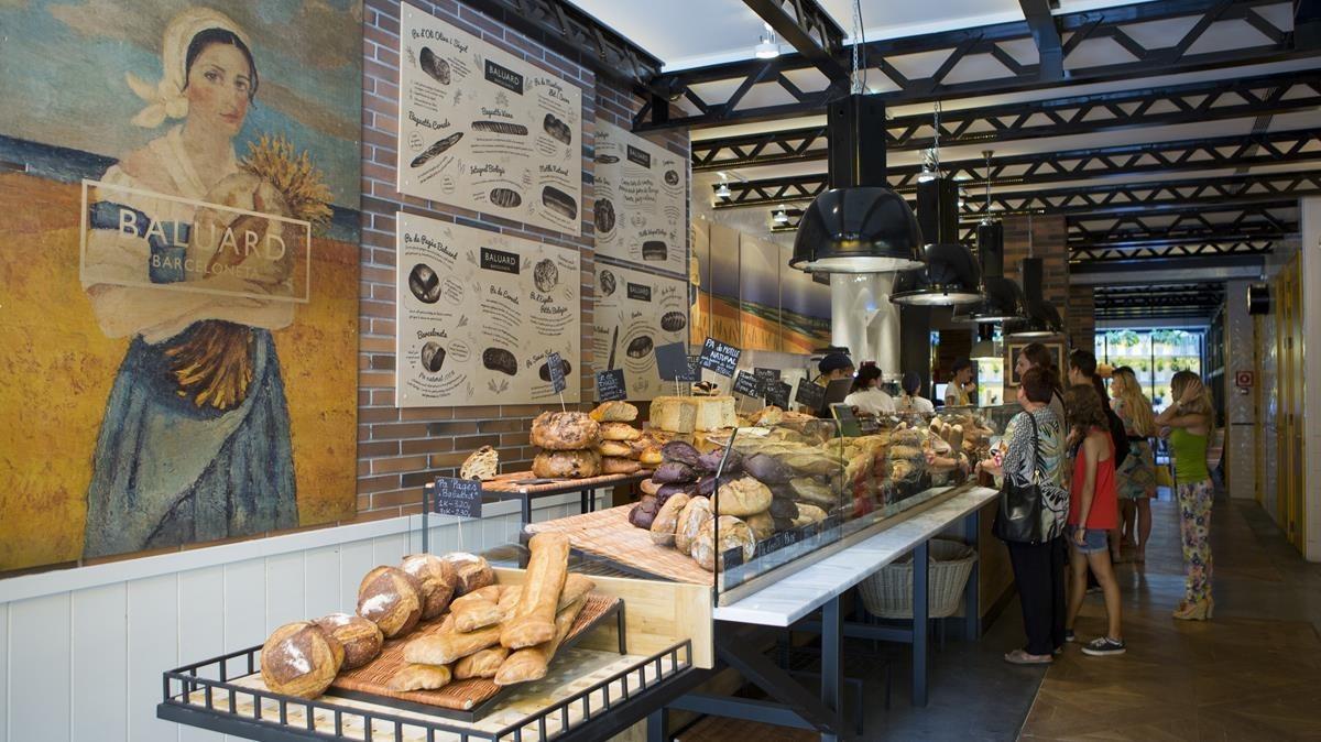 Mostrador del Baluard en el Hotel Praktik Bakery, en su apertura. Mostrador del Baluard en el Hotel Praktik Bakery, en su apertura.
