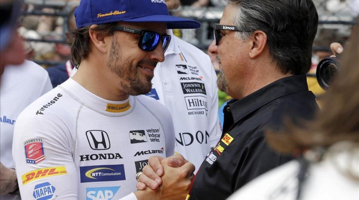 Fernando Alonso y Michael Andretti ya estuvieron juntos, en Indianápolis, en el 2017. Fernando Alonso y Michael Andretti ya estuvieron juntos, en Indianápolis, en el 2017.