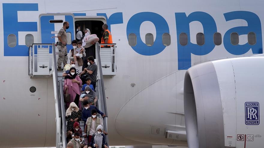 Espanya finalitza aquest divendres la seva missió d'evacuació a l'Afganistan - Vimarsana News