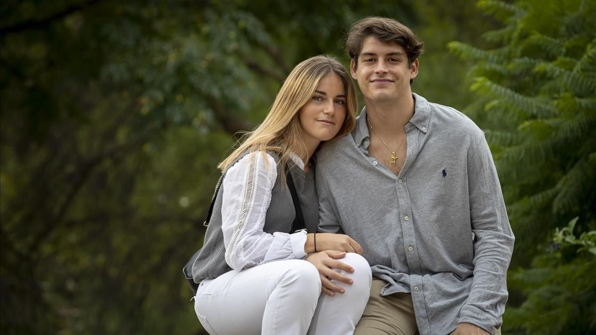 María Torró y Carlos Landete posan juntos después de tres meses de relación a distancia. María Torró y Carlos Landete posan juntos después de tres meses de relación a distancia.