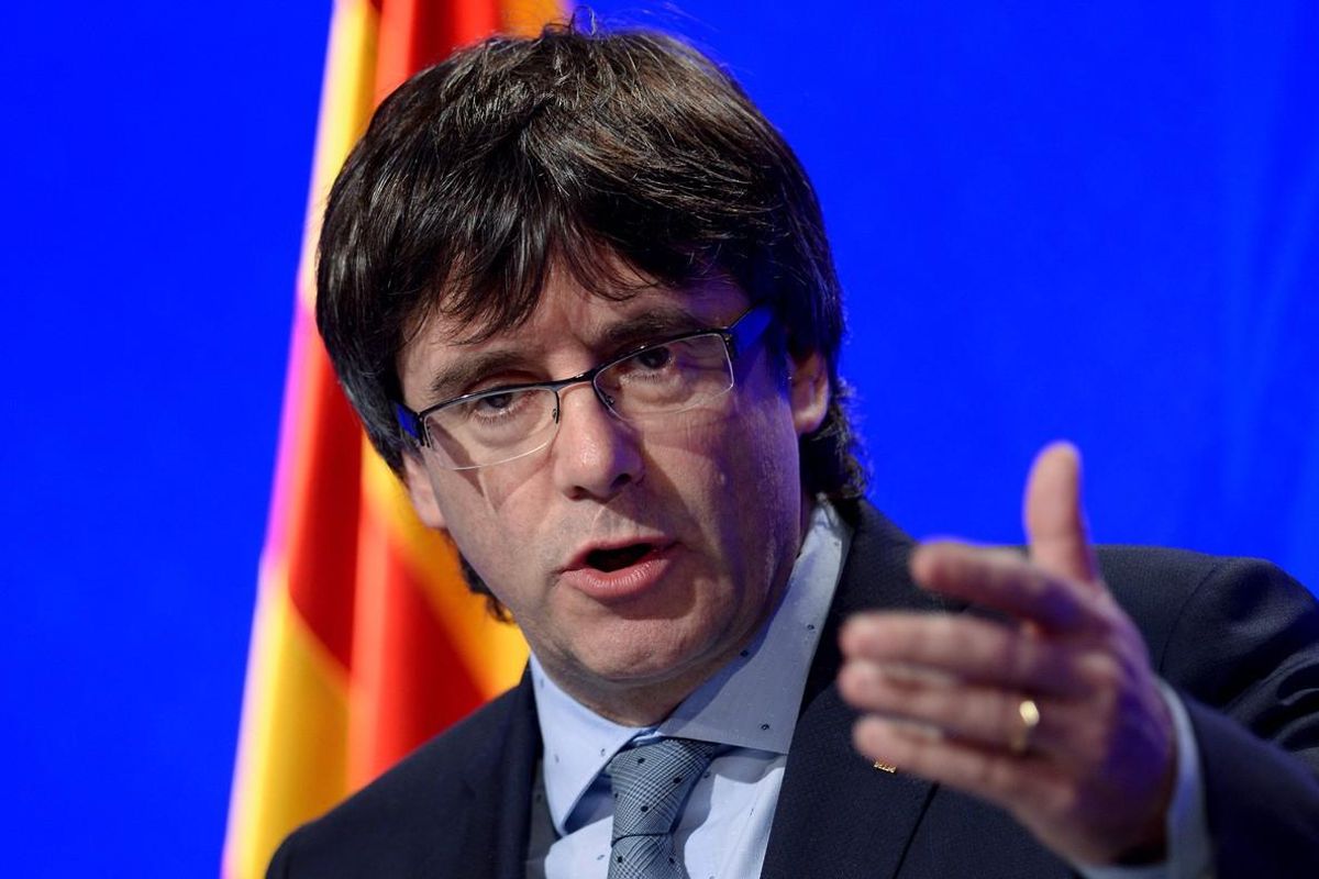 Carles Puigdemont. Carles Puigdemont.