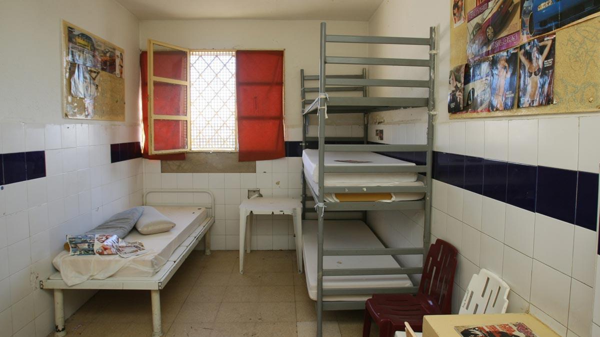 El otro efecto del coronavirus: no hay sobredosis en las prisiones. Así lo explica Ángel Luis Ortiz, secretario general de Instituciones Penitenciarias. En la foto, una celda de la cárcel de la Trinitat, en Barcelona.