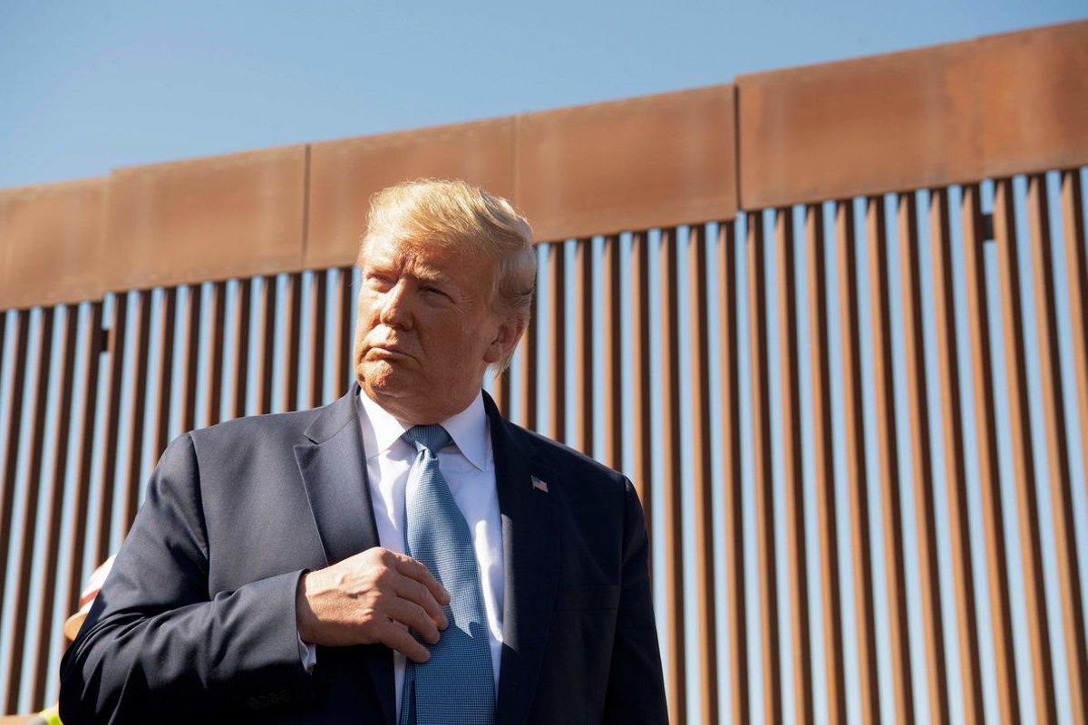 Trump aseguró que una vez sea levantada la nueva barrera los contingentes militares desplegados en la frontera serán retirados. Trump aseguró que una vez sea levantada la nueva barrera los contingentes militares desplegados en la frontera serán retirados.