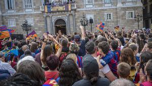 Detenido un hombre por eyacular en la espalda de una joven durante la fiesta del Barça femenino en Sant Jaume