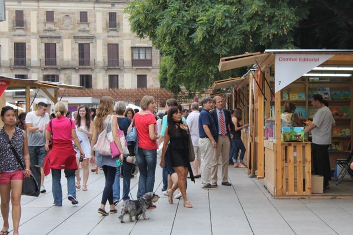 La Setmana del Llibre en Català acull 127 expositors, un 21% més que l’any 2014.