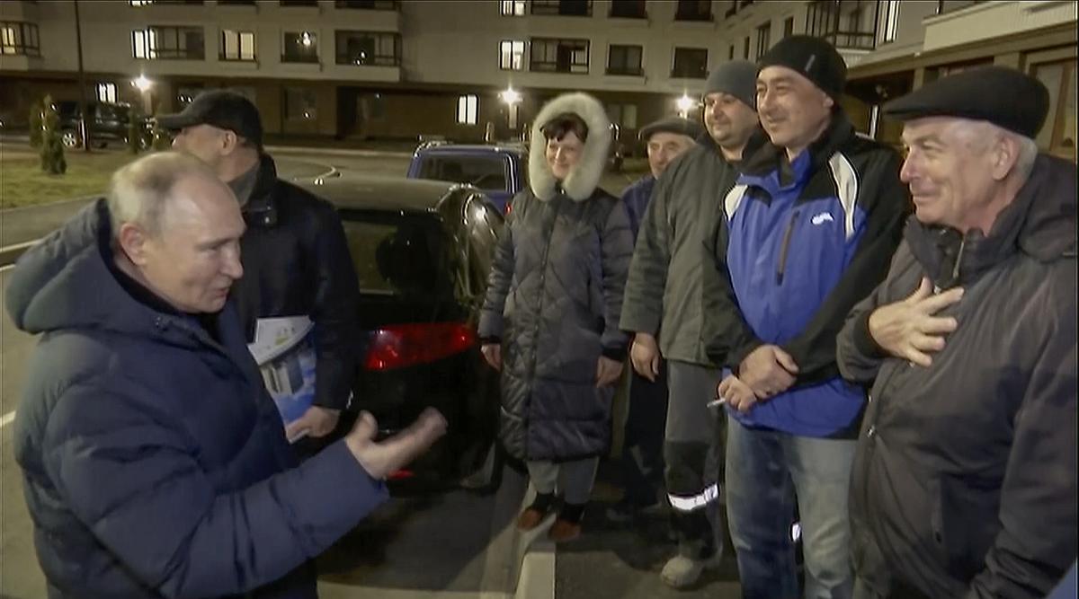 Guardaespaldas putinistas convertidos en vecinos de Mariúpol