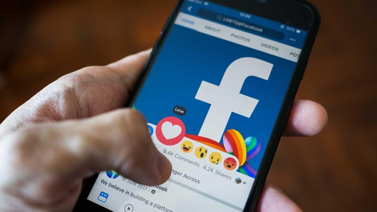 Gairebé 50.000 usuaris de Facebook haurien sigut espiats per firmes privades