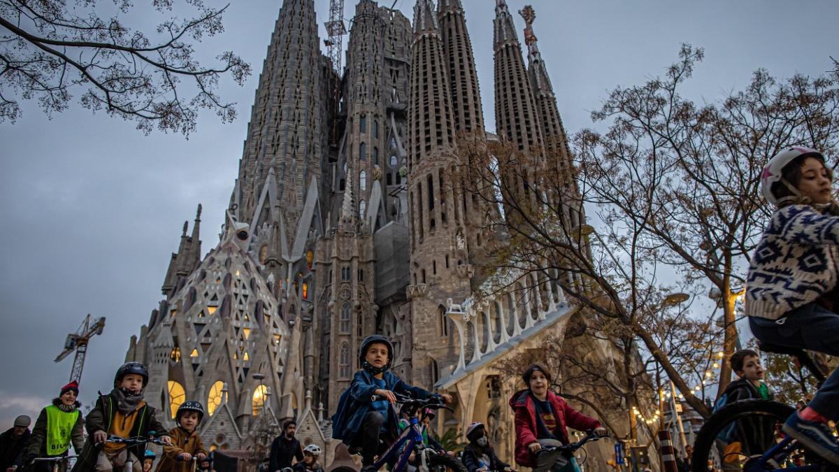 La Sagrada Fam lia Se Fija Culminar La Torre De Jes s El Techo De la-sagrada-fam-lia-se-fija-culminar-la-torre-de-jes-s-el-techo-de