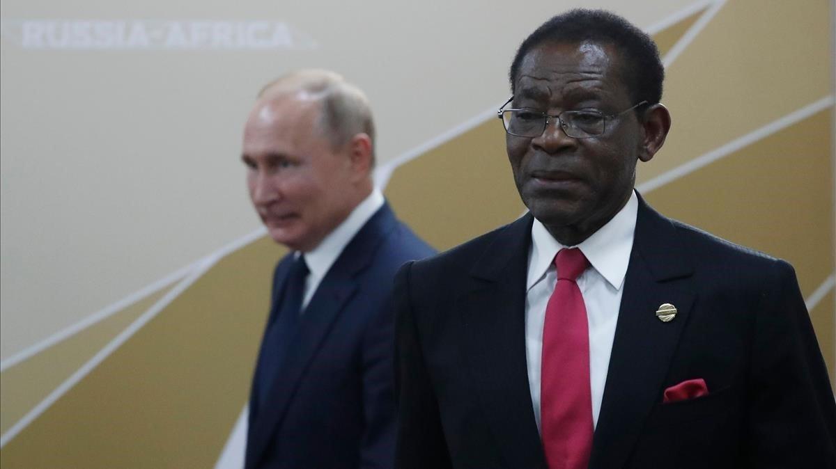 El presidente ruso, Vladímir Putin, se reúne con el dirigente de Guinea Ecuatorial, Teodoro Obiang, este jueves en el marco de la cumbre Rusia-África.