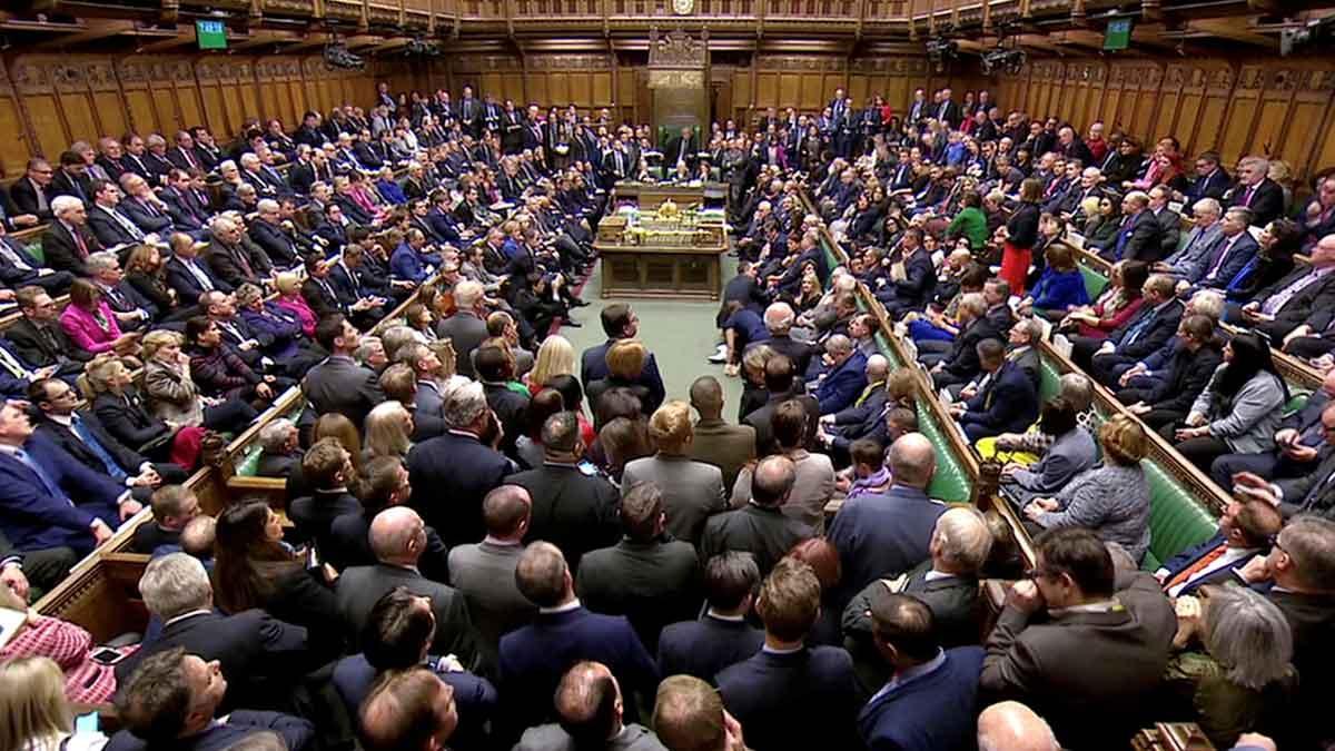 La votación en contra en la Cámara de los Comunes supone un duro revés para la salida de Reino Unido de la Unión Europea.