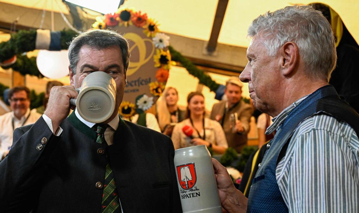 Mucha cerveza y diversión en el Oktoberfest de Múnich | FOTOS
