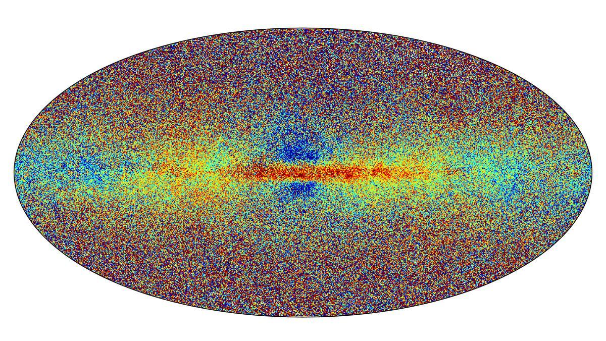 Mapa químico de la Vía Láctea. El color indica la metalicidad estelar. Las estrellas más rojas son más ricas en metales.