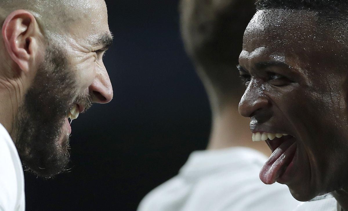 Vinicius (d) celebra un gol junto a Benzema en el último partido del Madrid. Vinicius (d) celebra un gol junto a Benzema en el último partido del Madrid.
