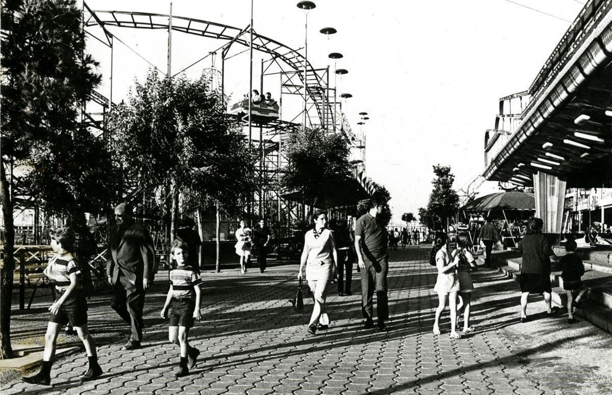 Parque de Atracciones de Montjuïc, 1971.