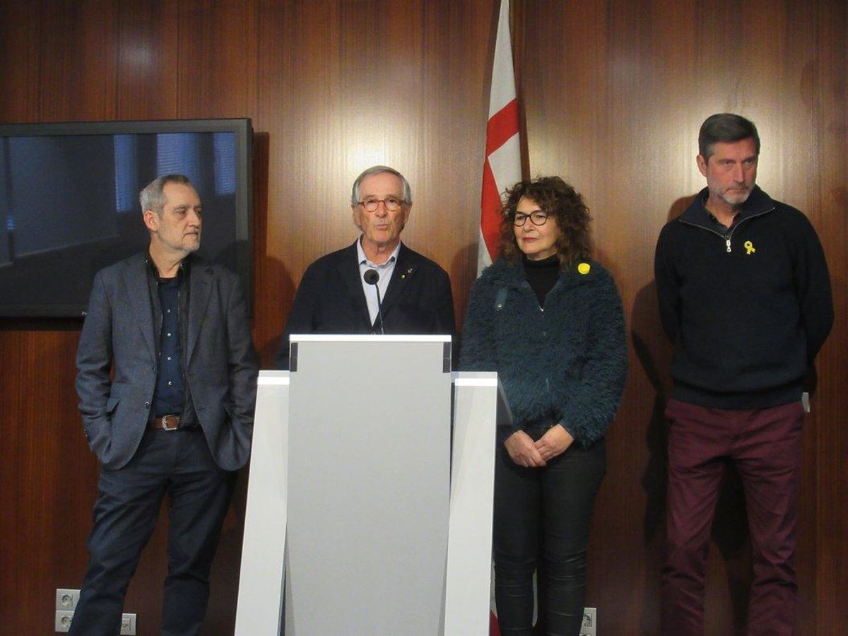 Jordi Coronas, Xavier Trias, Montse Benedi y Jordi Martí, en la rueda de prensa conjunta que han ofrecido PDECat y ERC. Jordi Coronas, Xavier Trias, Montse Benedi y Jordi Martí, en la rueda de prensa conjunta que han ofrecido PDECat y ERC.