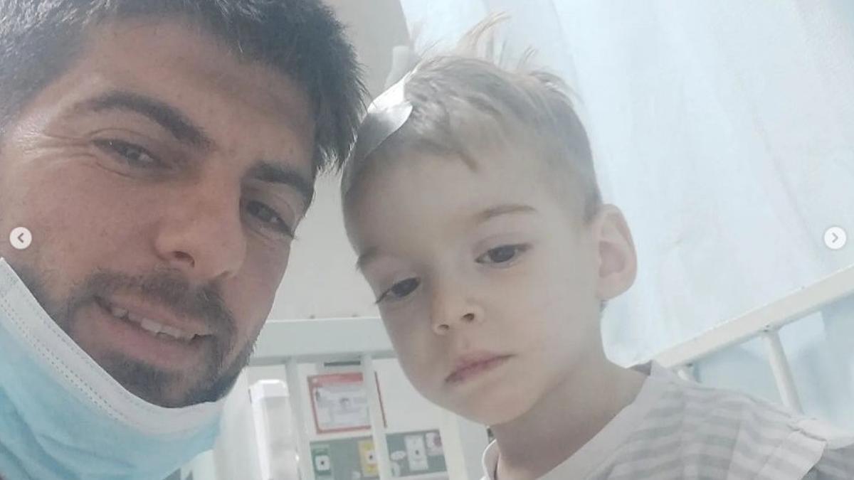 El padre del niño Oliver, operado de cáncer en Sant Joan de Déu: 