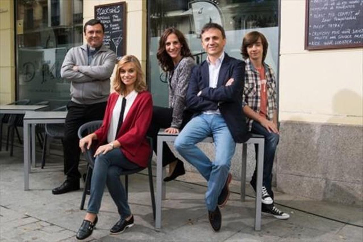 José Mota, con el resto de protagonistas de ’El hombre de tu vida’. José Mota, con el resto de protagonistas de ’El hombre de tu vida’.