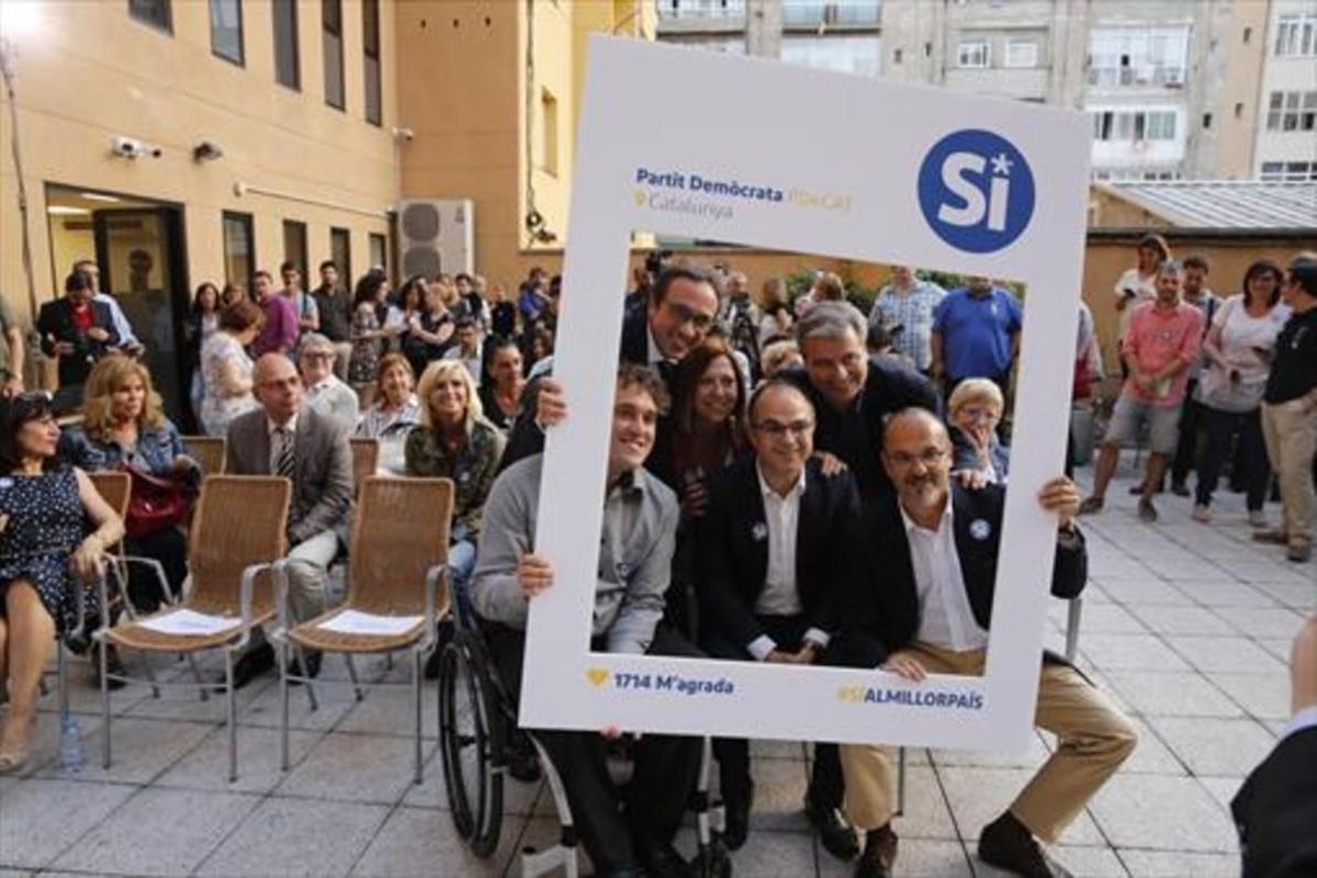 Una imagen del acto del inicio de la campaña del PDECat por el ’sí’ al referéndum y a la independencia. Una imagen del acto del inicio de la campaña del PDECat por el ’sí’ al referéndum y a la independencia.