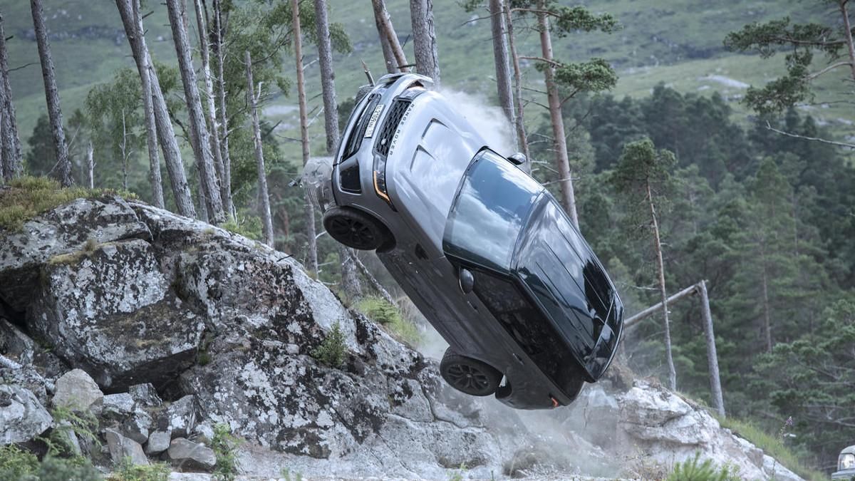 Imágenes inéditas del Range Rover Sport SVR en la nueva película de James Bond Imágenes inéditas del Range Rover Sport SVR en la nueva película de James Bond