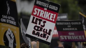 Los guionistas de Hollywood logran un principio de acuerdo que podría cesar su huelga