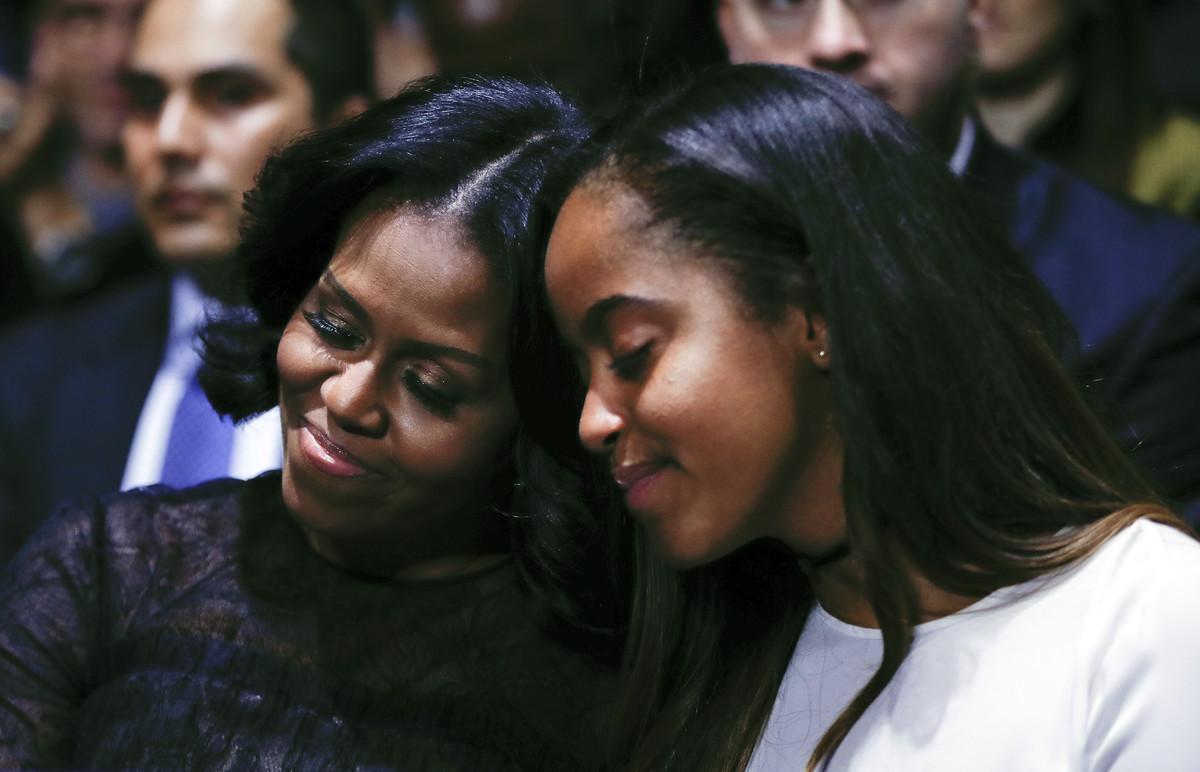  Michelle y Malia Obama, emocionadas durante el discurso de despedida del presidente de EEUU.