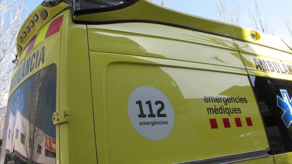 Dos ferits en l’incendi d’un taller mecànic de Badalona Dos ferits en l’incendi d’un taller mecànic de Badalona
