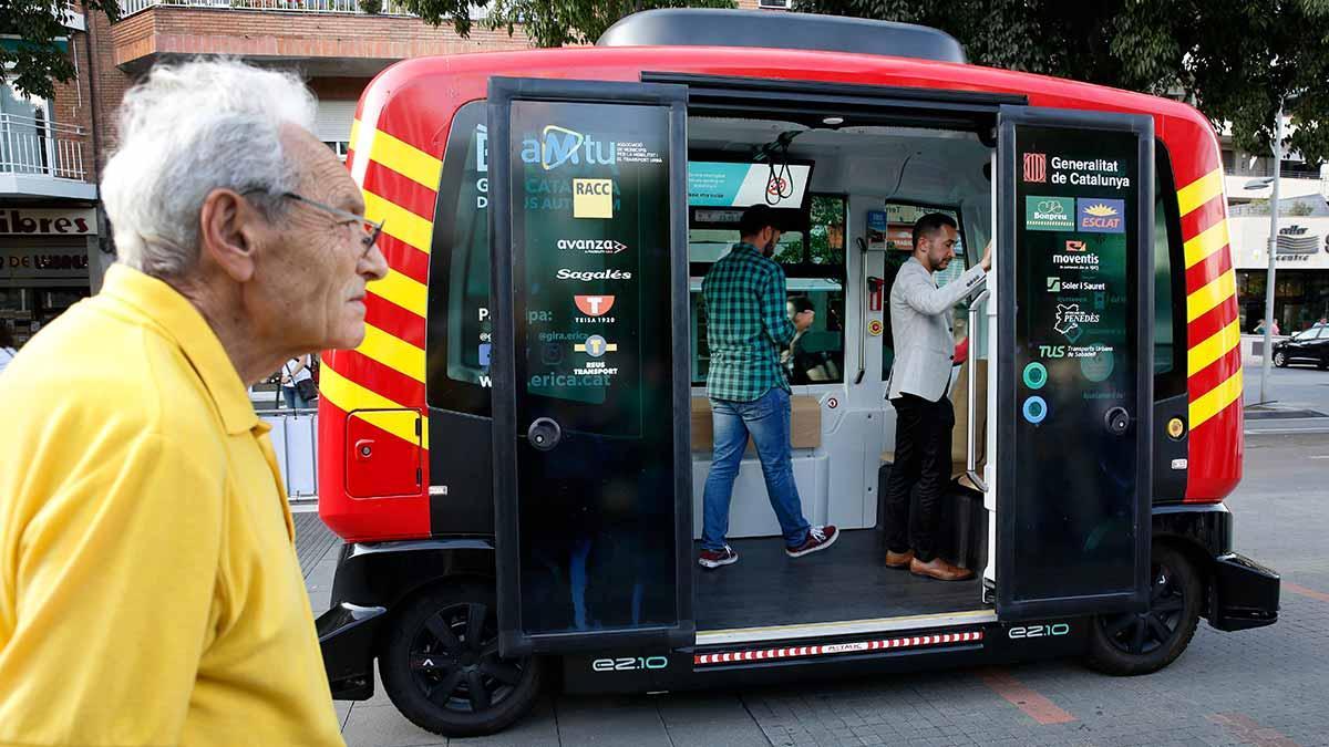 El primer autobús autónomo de Catalunya circula en Terrassa y 7 localidades durante dos meses y el público lo podrá probar.