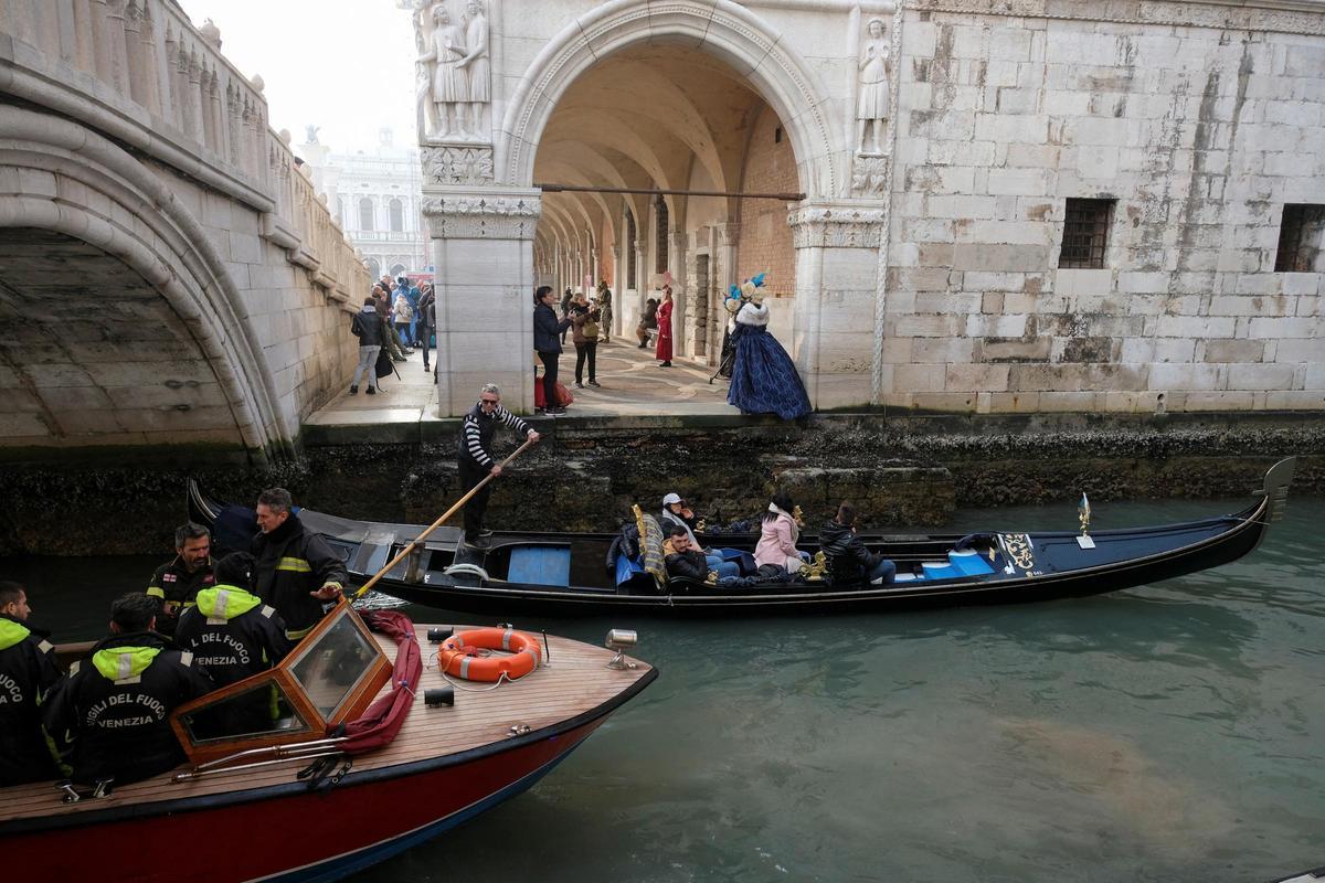 Marea muy baja en Venecia