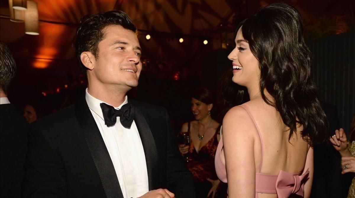 Katy Perry sorprende a Orlando Bloom con una fiesta sorpresa por su 40 cumpleaños. Katy Perry sorprende a Orlando Bloom con una fiesta sorpresa por su 40 cumpleaños.