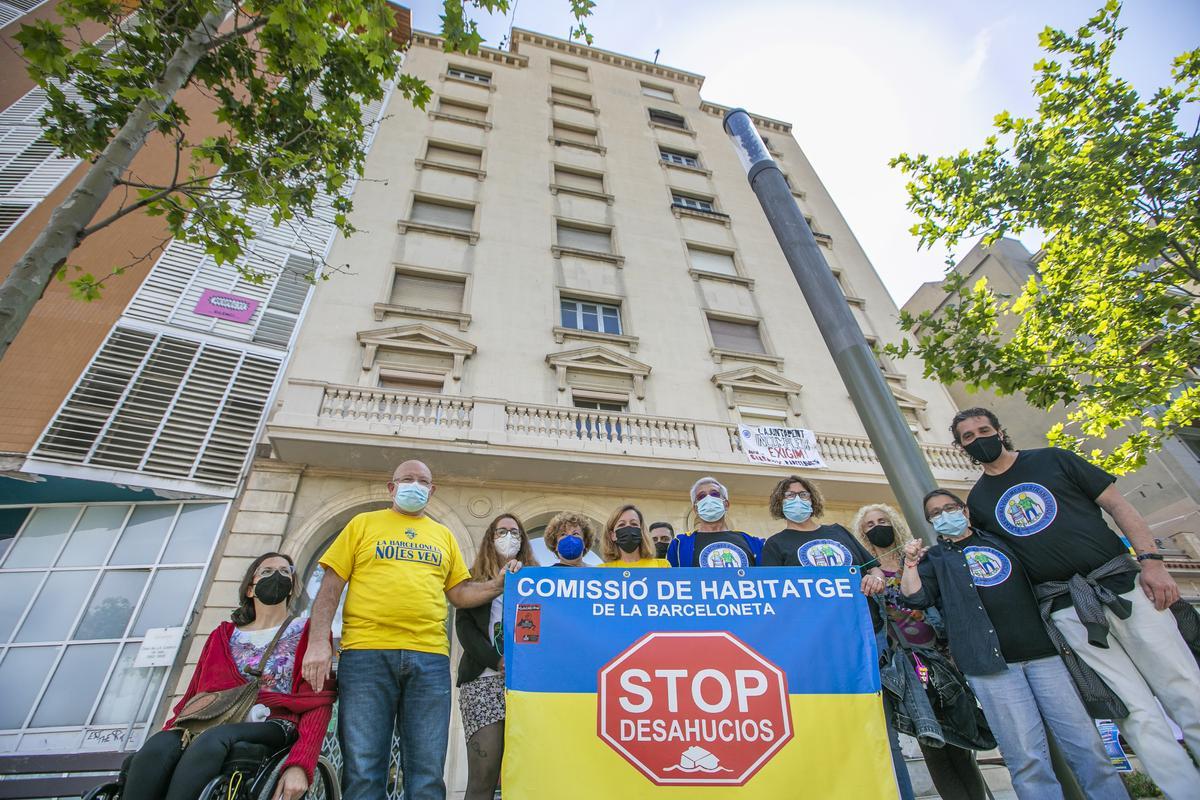 La Barceloneta reivindica els pisos de Joan de Borbó, 44 per a la gent gran