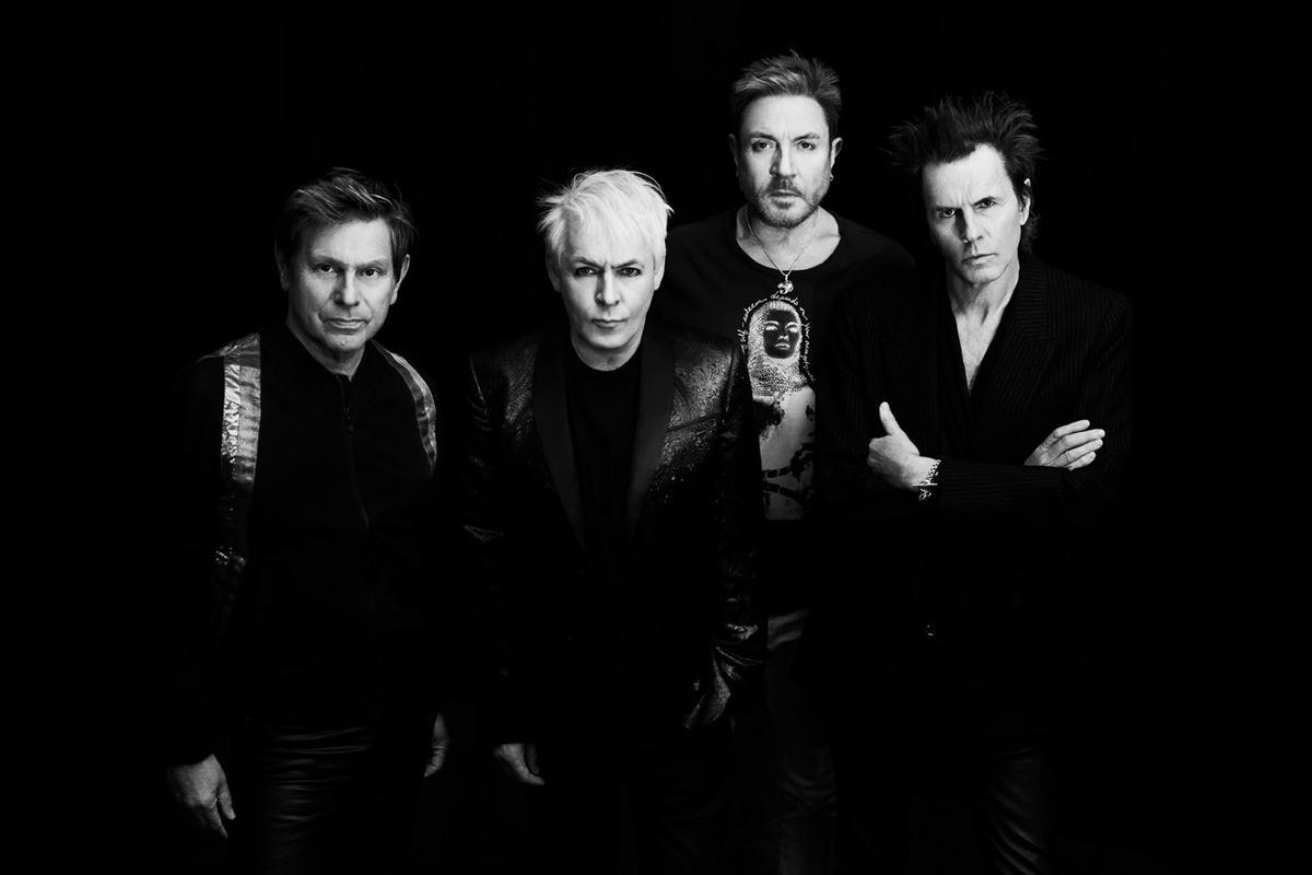 Duran Duran sube al tren de la bruja en 'Danse macabre'