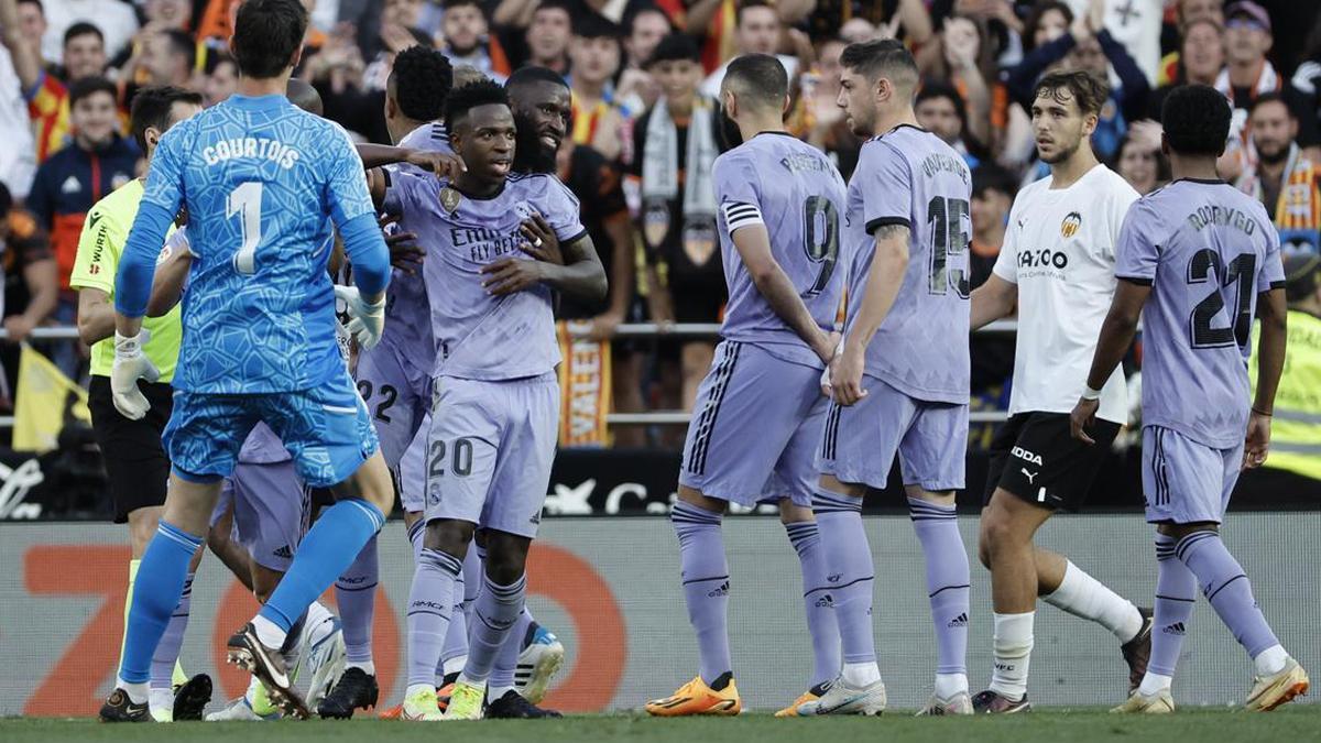 El Valencia acusó a Rodrygo de mentir al declarar que todo el estadio del Valencia gritó «mono» a Vinicius