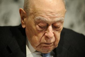 El expresidente de Catalunya Jordi Pujol durante la presentación de su libro Des dels turons a laltra banda del riu en la librería On, a 8 de febrero de 2023, en Barcelona, Catalunya (España).