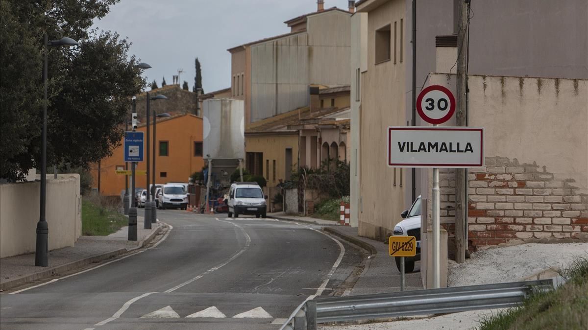 Entrada al pueblo de Vilamalla Entrada al pueblo de Vilamalla
